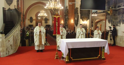 Legnica. Święcenia prezbiteratu