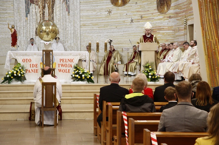 Święcenia kapłańskie ks. Pawła Gulki SDB w Bytomiu