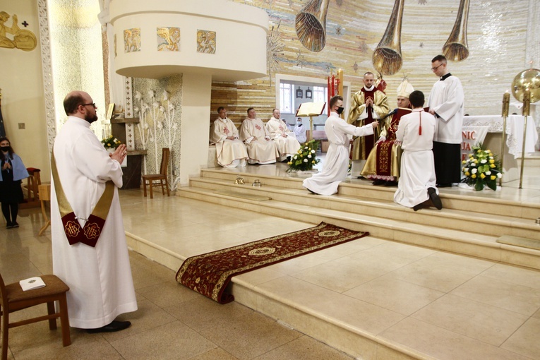 Święcenia kapłańskie ks. Pawła Gulki SDB w Bytomiu