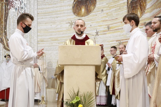 Święcenia kapłańskie ks. Pawła Gulki SDB w Bytomiu