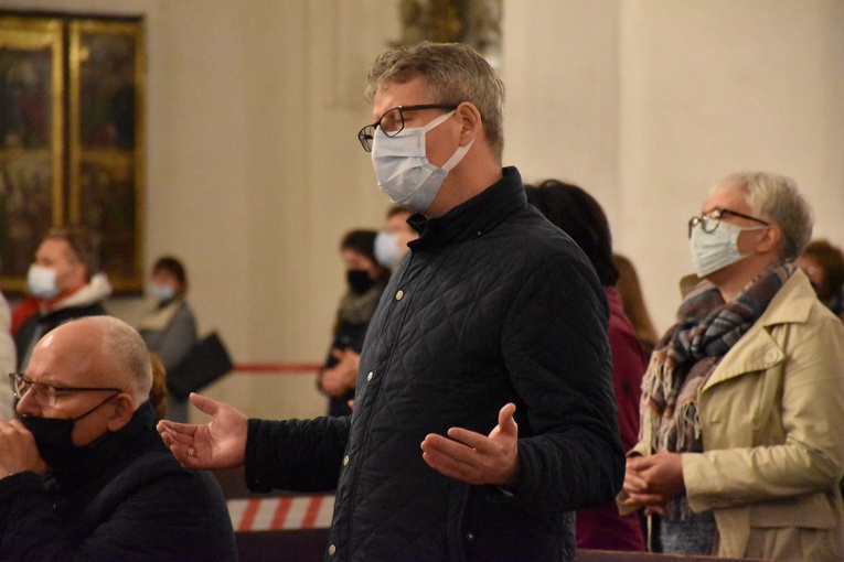 Nocna Msza św. na Zesłanie Ducha Świętego 2021