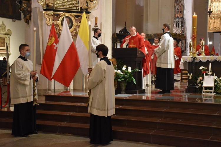 Nocna Msza św. na Zesłanie Ducha Świętego 2021