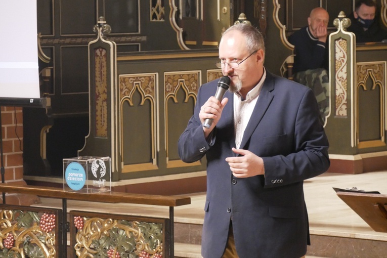 Czuwanie w kościołach stacyjnych