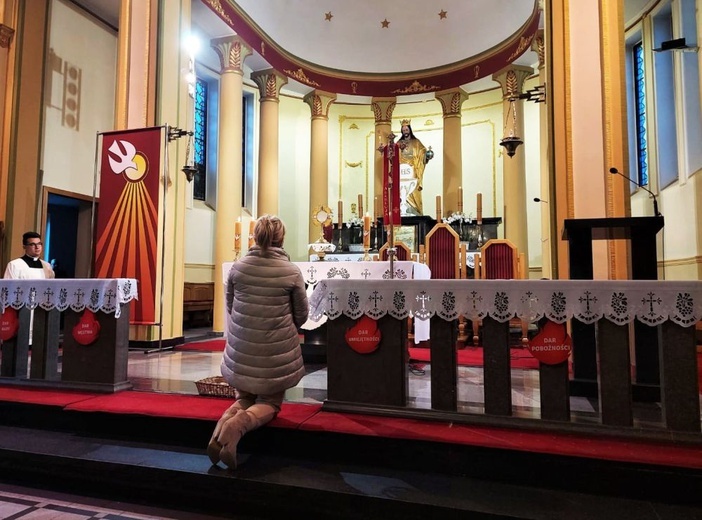 Wigilia Zesłania Ducha św. w Pieszycach, Dzierżoniowie i w Świdnicy