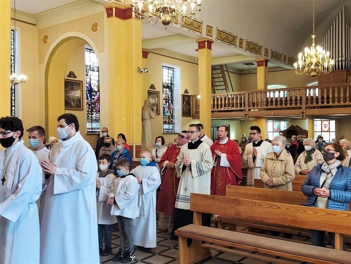 Wigilia Zesłania Ducha św. w Pieszycach, Dzierżoniowie i w Świdnicy