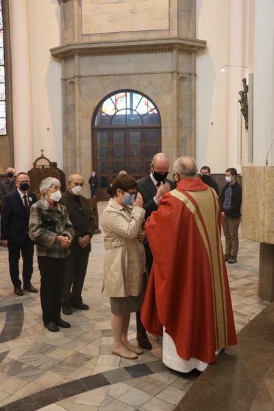 Katowice. Jubileusze małżeńskie w katedrze