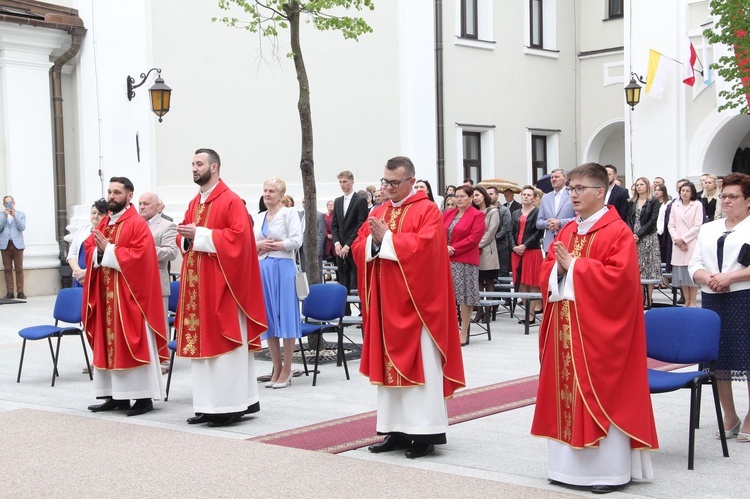 Tuchów. Święcenia kapłańskie 2021