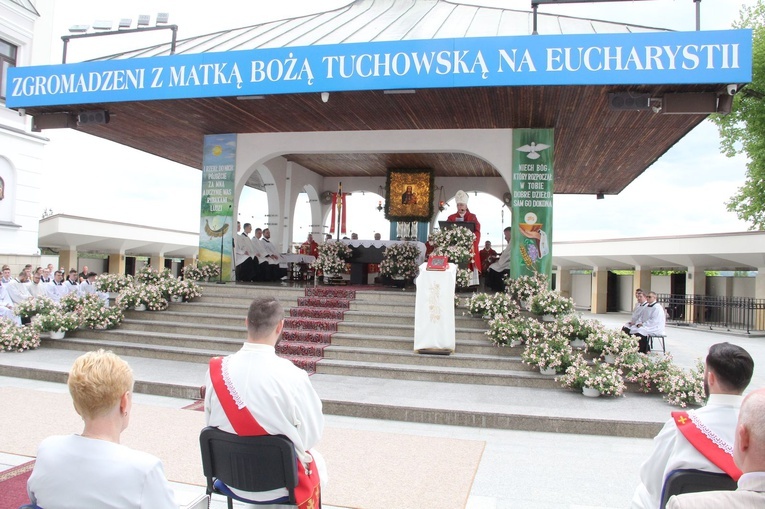 Tuchów. Święcenia kapłańskie 2021