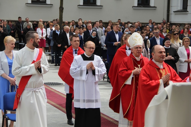 Tuchów. Święcenia kapłańskie 2021