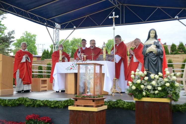 Głębinów. Eucharystia po ustanowieniu Sanktuarium św. Rity