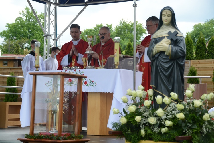 Głębinów. Eucharystia po ustanowieniu Sanktuarium św. Rity