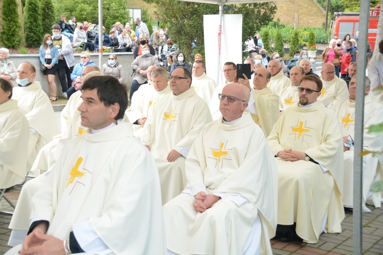 Głębinów. Eucharystia po ustanowieniu Sanktuarium św. Rity