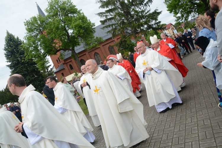 Głębinów. Eucharystia po ustanowieniu Sanktuarium św. Rity