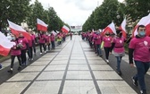 Absolwenci ze Zduńskiej Dąbrowy na Łowickiej Pieszej Pielgrzymce