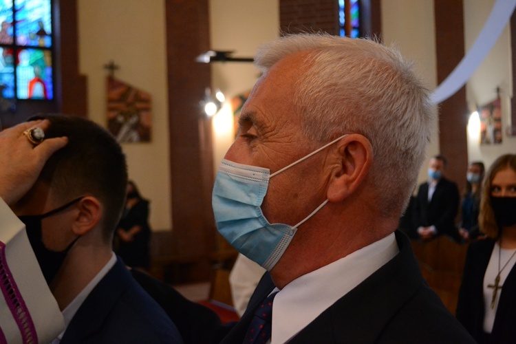 Brzesko. Bierzmowanie w Miłosierdziu, cz. 2