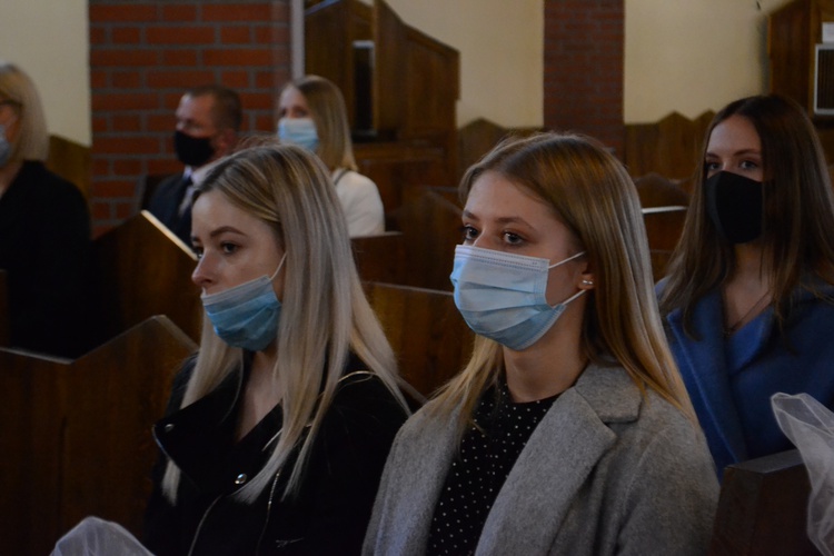 Brzesko. Bierzmowanie w Miłosierdziu, cz. 2