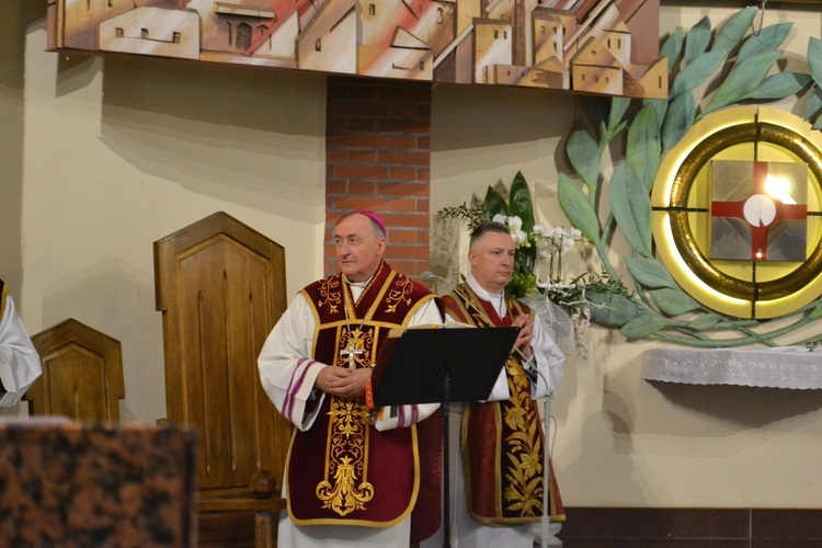 Brzesko. Bierzmowanie w Miłosierdziu, cz. 2