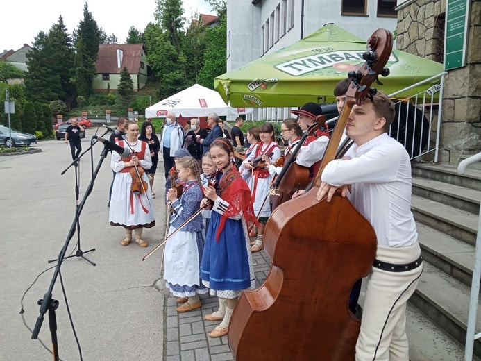 Gmina Czernichów na ratunek Wiktorkowi z Węgierskiej Górki