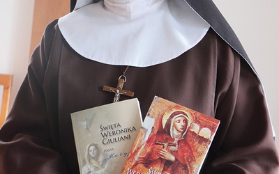 ◄	Siostra Zuzanna przełożyła na polski już dwie książki z tekstami mistyczki.