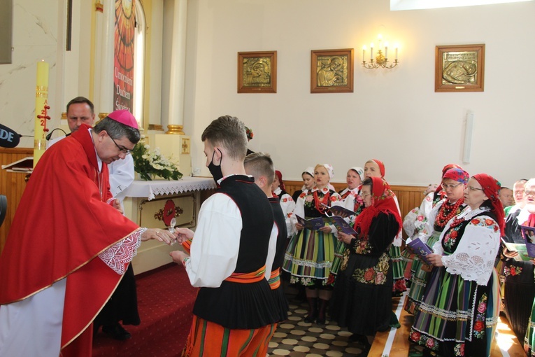 Msza św. w Żdżarach za śp. bp. Józefa Zawitkowskiego