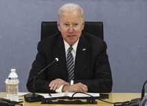 Biden zwrócił się do wywiadu, by "podwoił wysiłki" ws. badania pochodzenia Covid-19