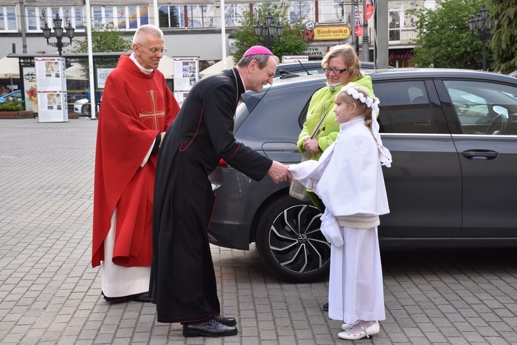 Wprowadzenie relikwii bł. Carlo Acutisa do bazyliki Morskiej