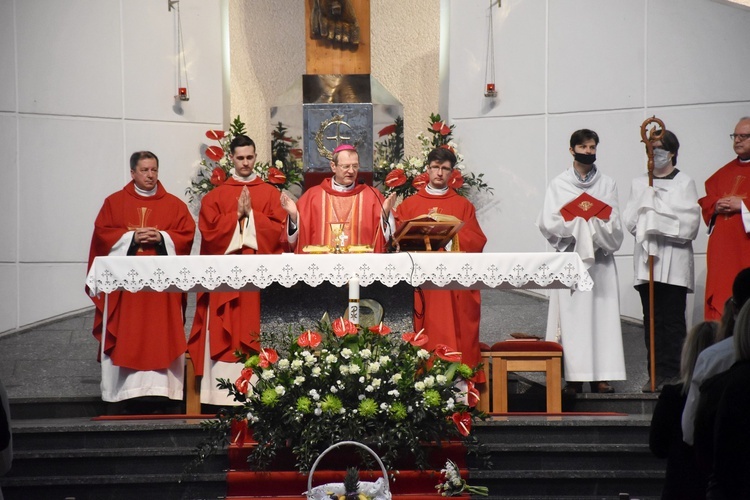 Wprowadzenie relikwii bł. Carlo Acutisa do bazyliki Morskiej