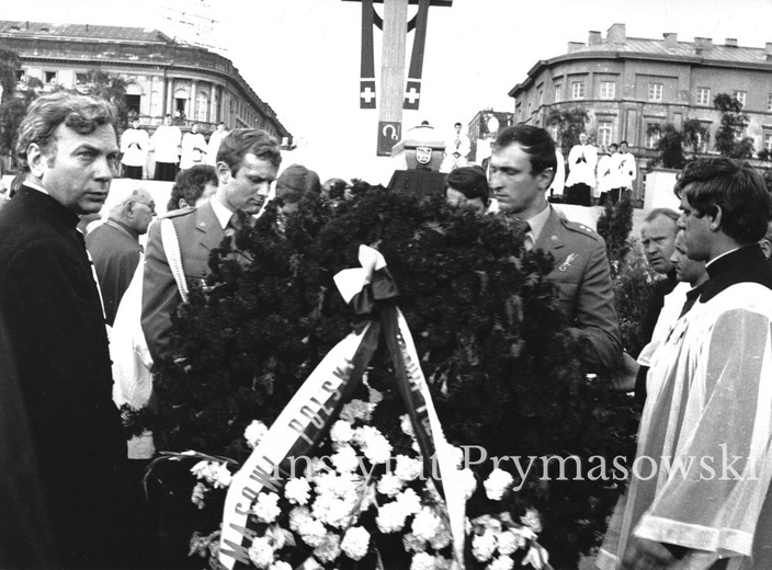 Pogrzeb Prymasa Wyszyńskiego w obiektywie 