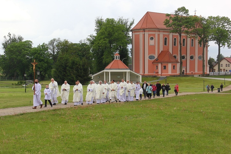 IX Diecezjalna Pielgrzymka Żywego Różańca do Skrzatusza cz. 2