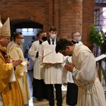 Święcenia kapłańskie w głogowskiej kolegiacie