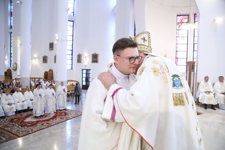 Tarnów. Święcenia kapłańskie 2021