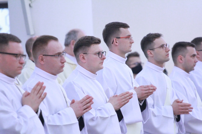 Tarnów. Święcenia kapłańskie 2021