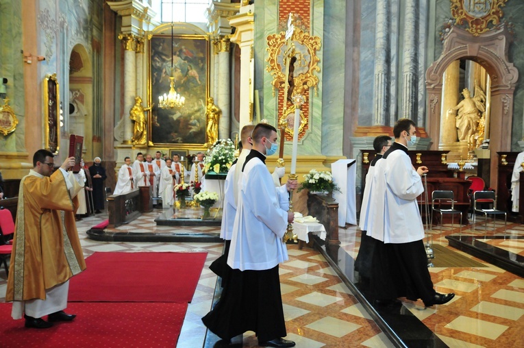 Święcenia kapłańskie w archikatedrze lubelskiej