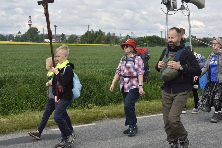 Pielgrzymka do Sulistrowiczek - cz. 1