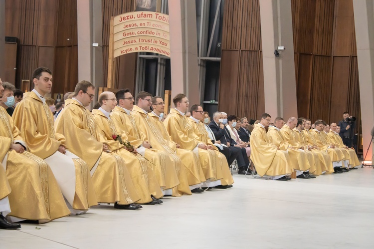 Święcenia kapłańskie w Świątyni Opatrzności Bożej