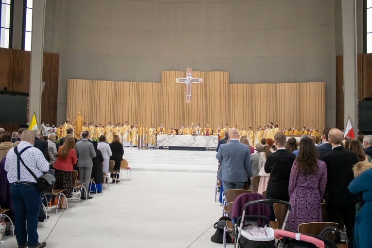 Święcenia kapłańskie w Świątyni Opatrzności Bożej
