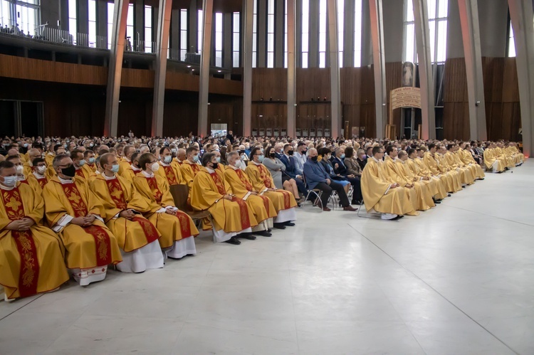 Święcenia kapłańskie w Świątyni Opatrzności Bożej