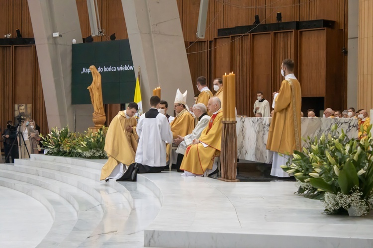 Święcenia kapłańskie w Świątyni Opatrzności Bożej