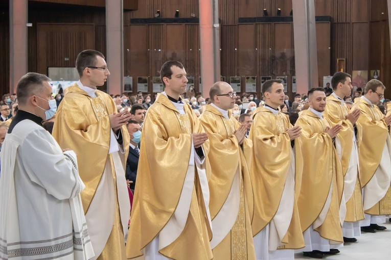 Święcenia kapłańskie w Świątyni Opatrzności Bożej
