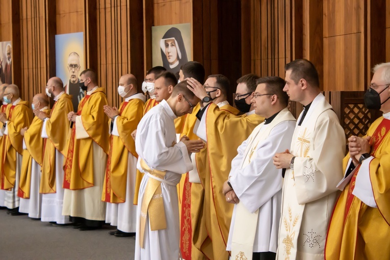 Święcenia kapłańskie w Świątyni Opatrzności Bożej