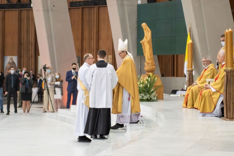 Święcenia kapłańskie w Świątyni Opatrzności Bożej