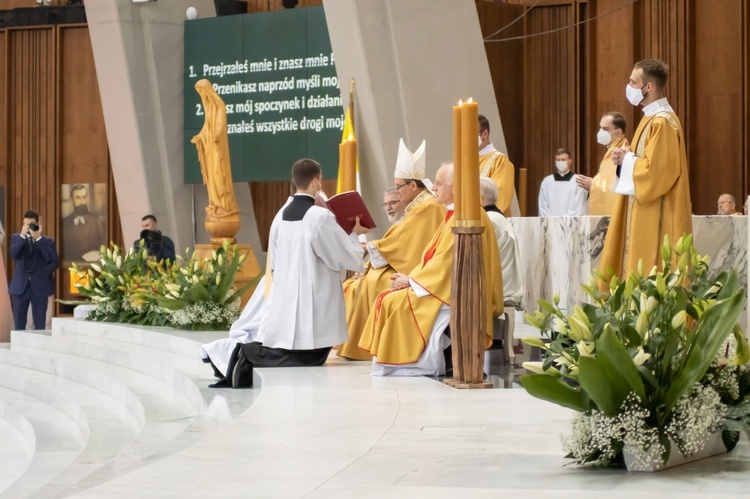 Święcenia kapłańskie w Świątyni Opatrzności Bożej