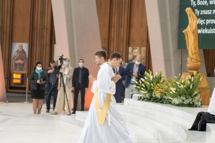 Święcenia kapłańskie w Świątyni Opatrzności Bożej