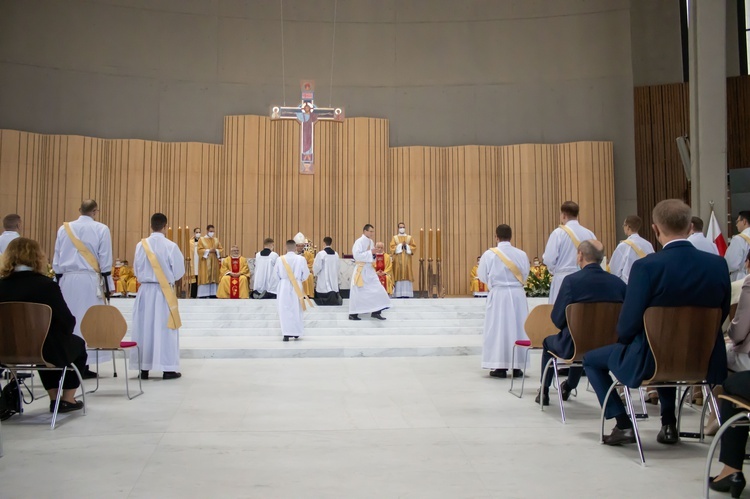 Święcenia kapłańskie w Świątyni Opatrzności Bożej