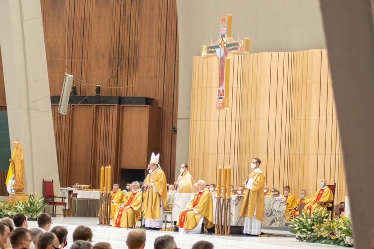 Święcenia kapłańskie w Świątyni Opatrzności Bożej