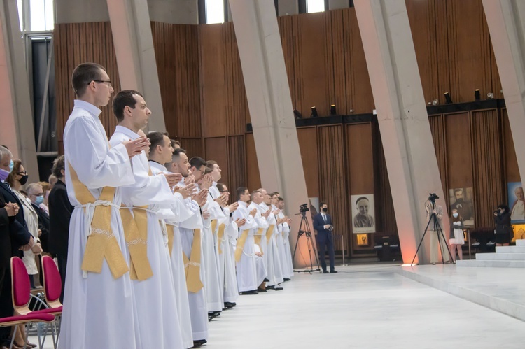 Święcenia kapłańskie w Świątyni Opatrzności Bożej