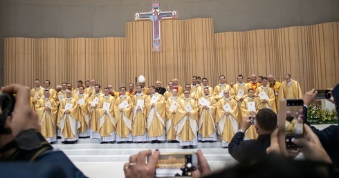 Święcenia kapłańskie w Świątyni Opatrzności Bożej