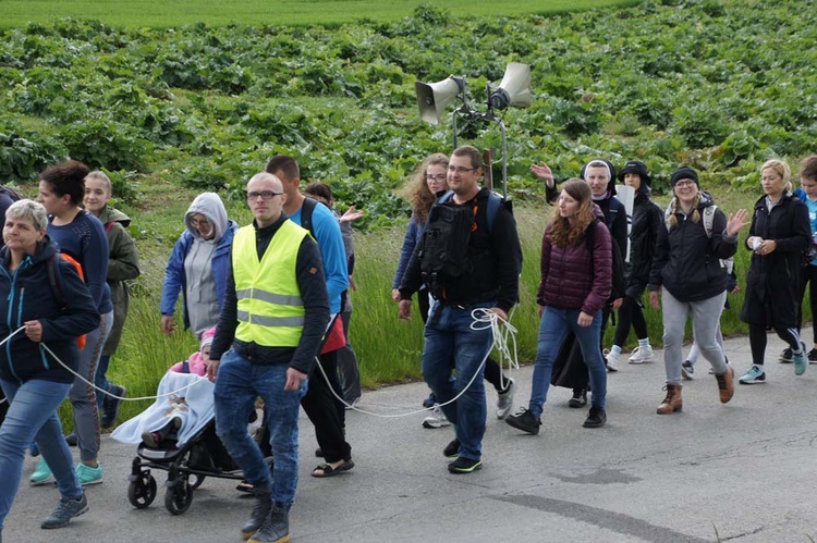 Pielgrzymka do Sulistrowiczek - cz. 2