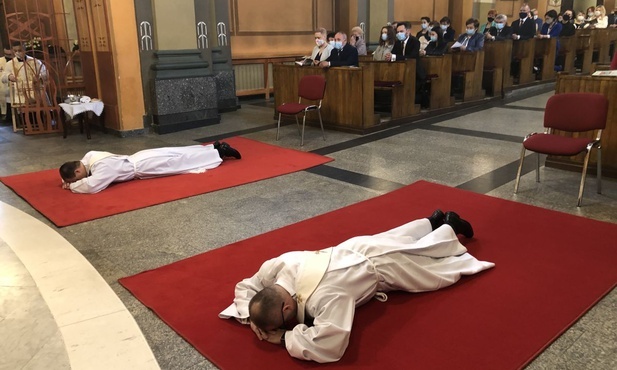 Modlitwa przed udzieleniem święceń.