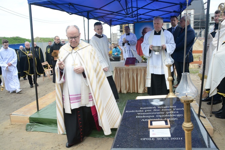 Kamień węgielny kościoła św. Jana Pawła II w Opolu